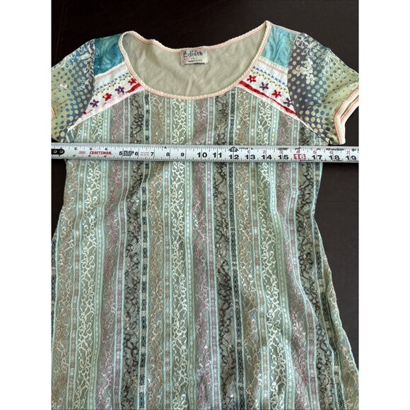 Edista Colorful Boho Lace Short-Sleeve Top Patterned Shoulders & Striped Design - Picture 6 of 6